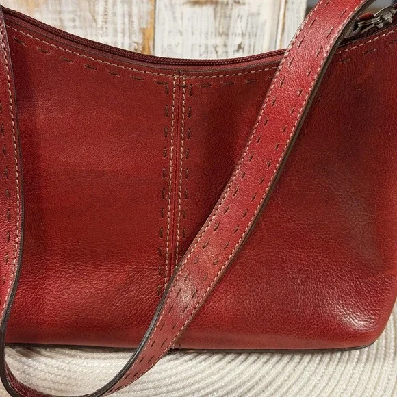Vintage Fossil Red Leather Shoulderbag Small Under Arm Stitching